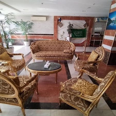 فندق الفرسان المتحدة فرع الفيصلية Lejlighedshotel Jeddah Eksteriør billede