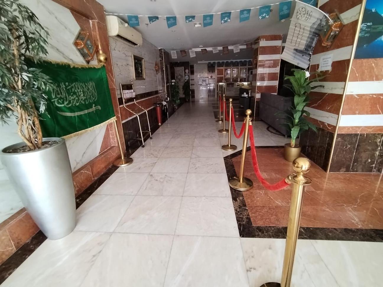 فندق الفرسان المتحدة فرع الفيصلية Lejlighedshotel Jeddah Eksteriør billede