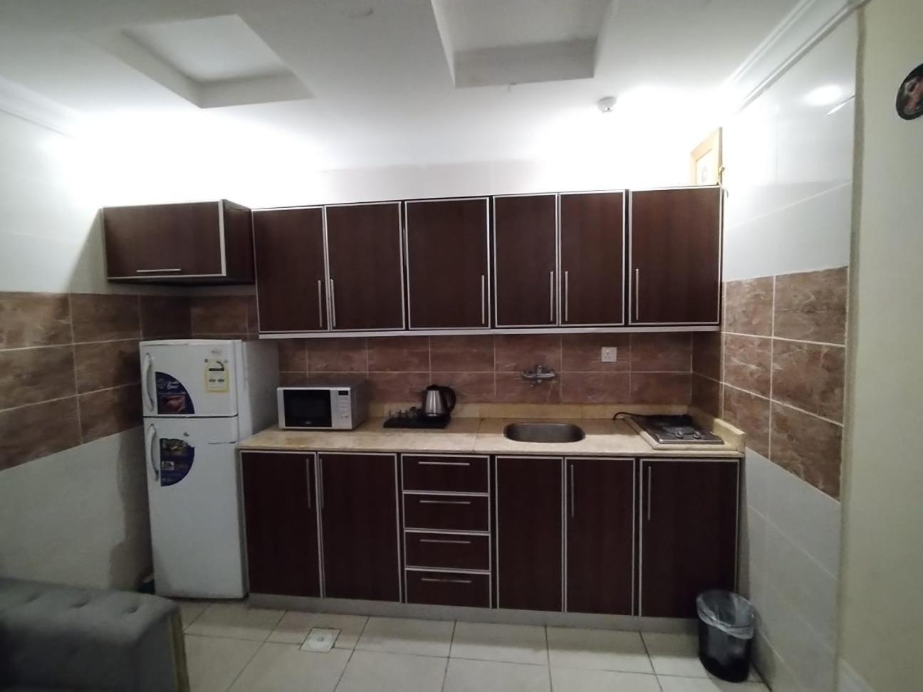 فندق الفرسان المتحدة فرع الفيصلية Lejlighedshotel Jeddah Eksteriør billede