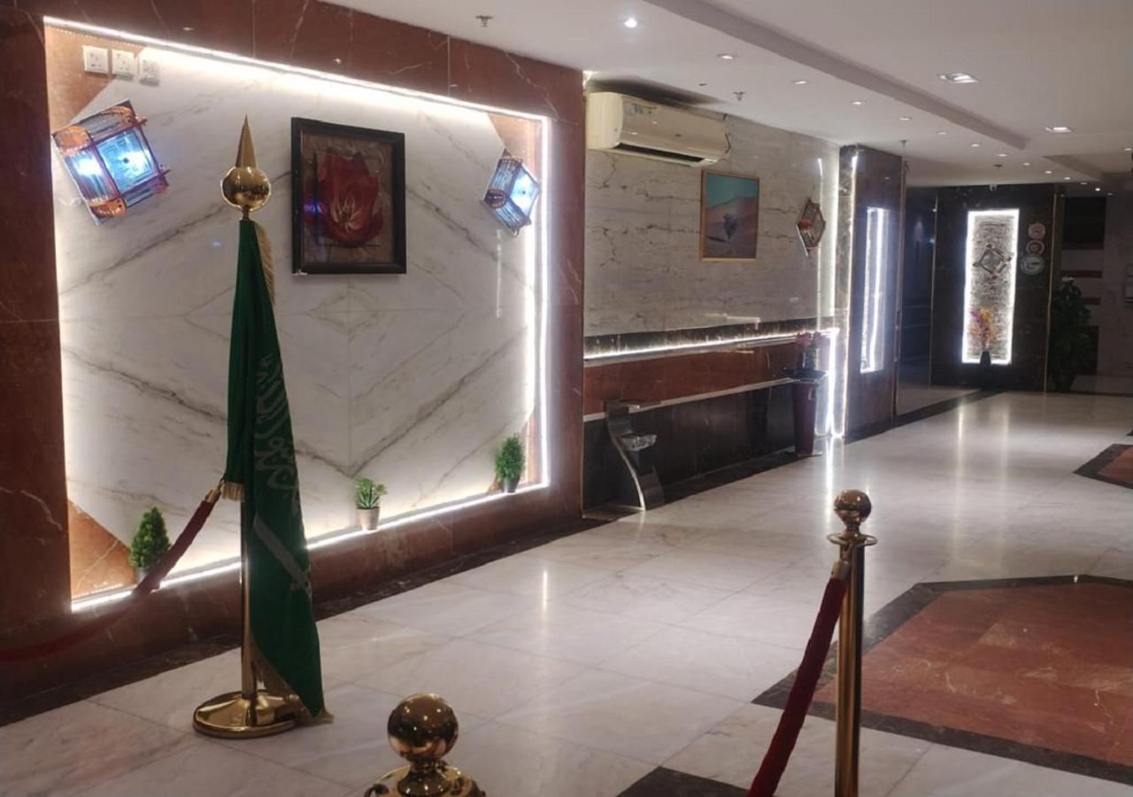 فندق الفرسان المتحدة فرع الفيصلية Lejlighedshotel Jeddah Eksteriør billede