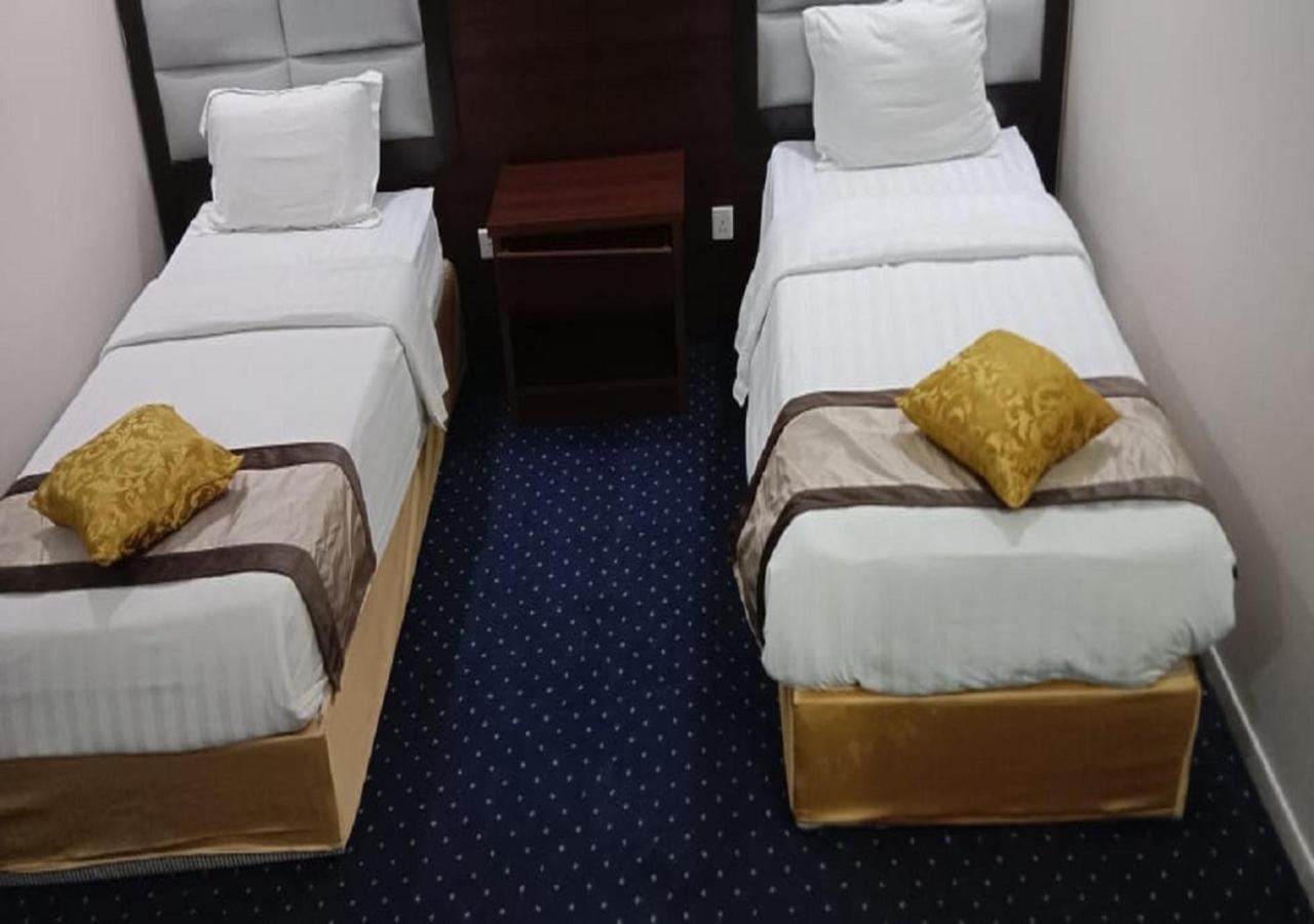 فندق الفرسان المتحدة فرع الفيصلية Lejlighedshotel Jeddah Eksteriør billede